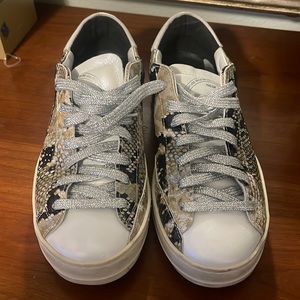 P448 Snakeskin with silver sparkle laces size 39